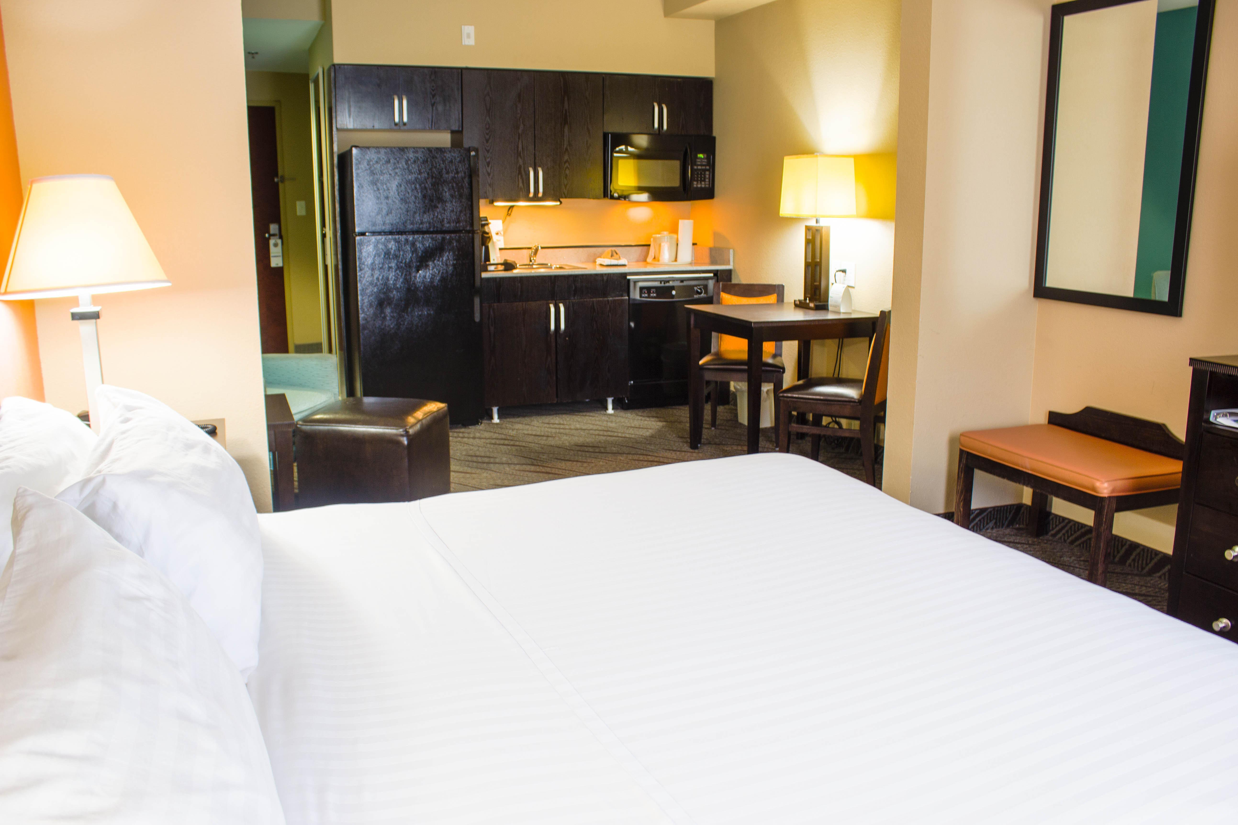 Holiday Inn Express & Suites Havelock Northwest New Bern By Ihg Bagian luar foto